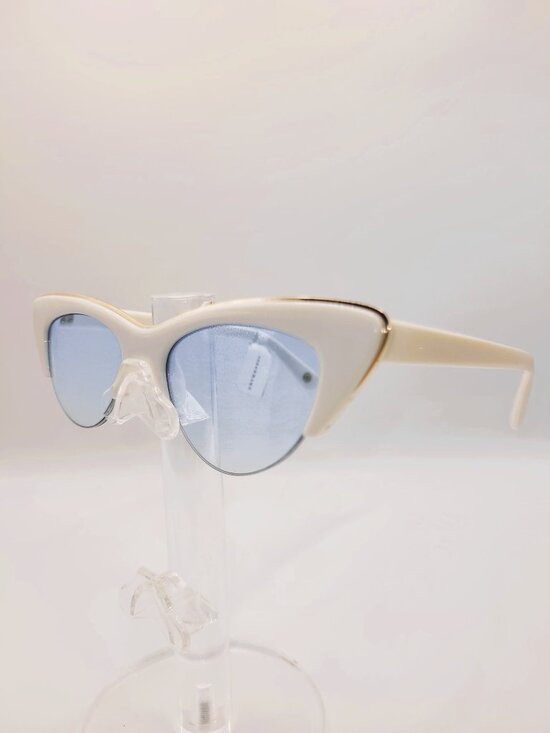 Loren Cat Eye Sunglasses in Off White with Blue Lenses